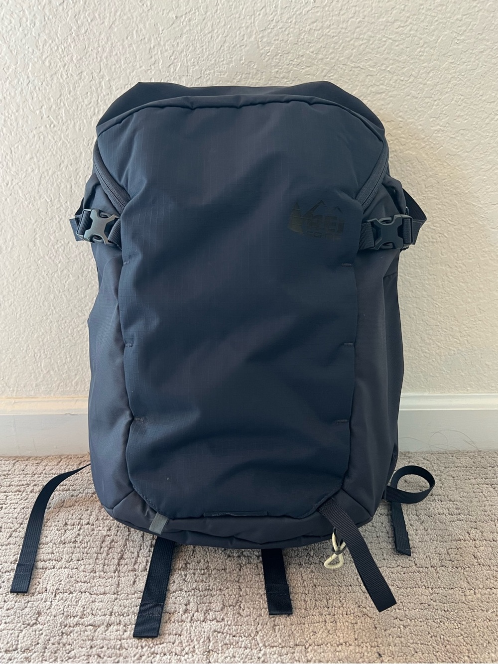 REI Co-Op Navy Ruckpack 18L Backpack